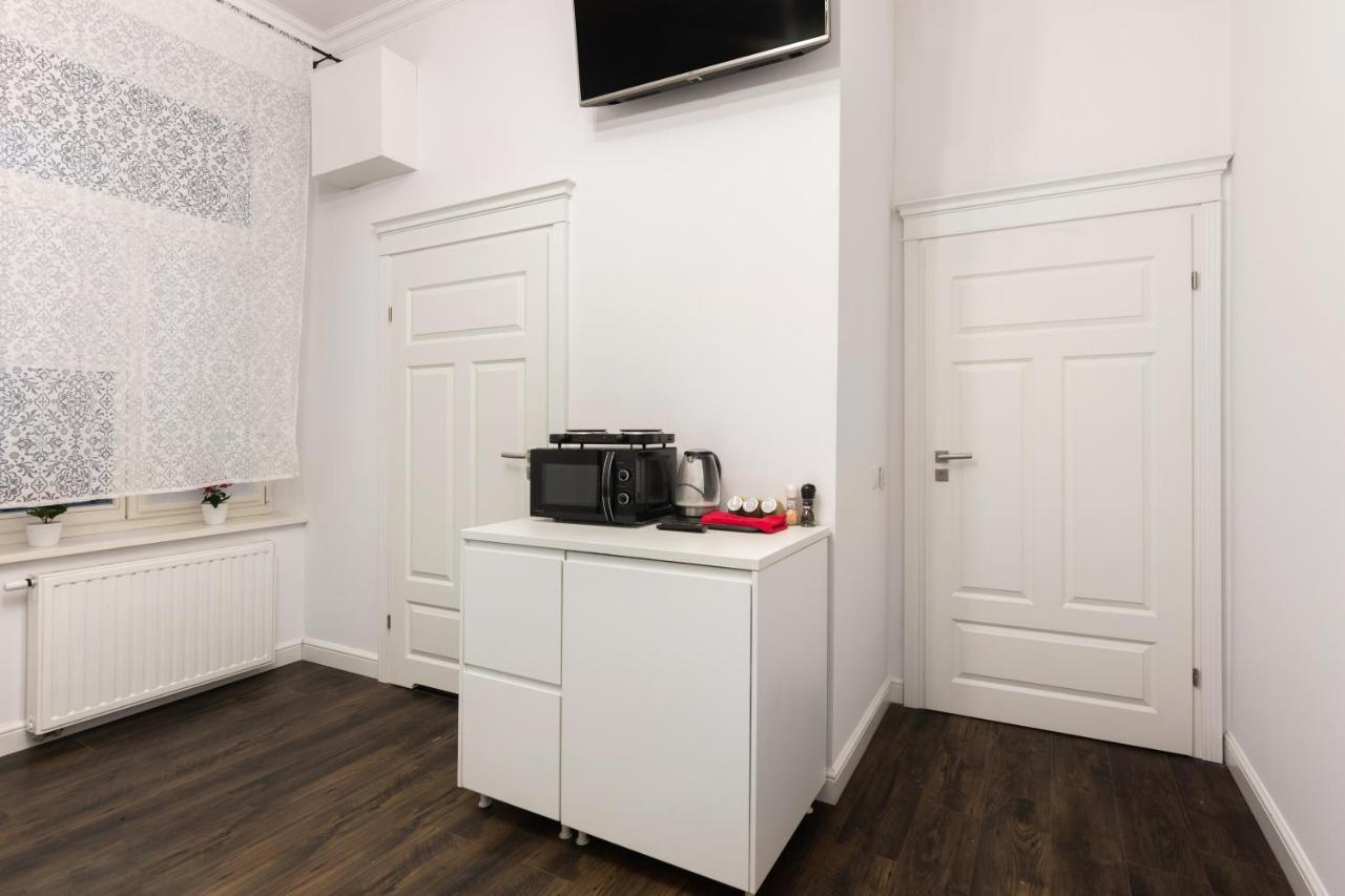 Uroczy Apartament Loretanska Apartment Krakow Bagian luar foto
